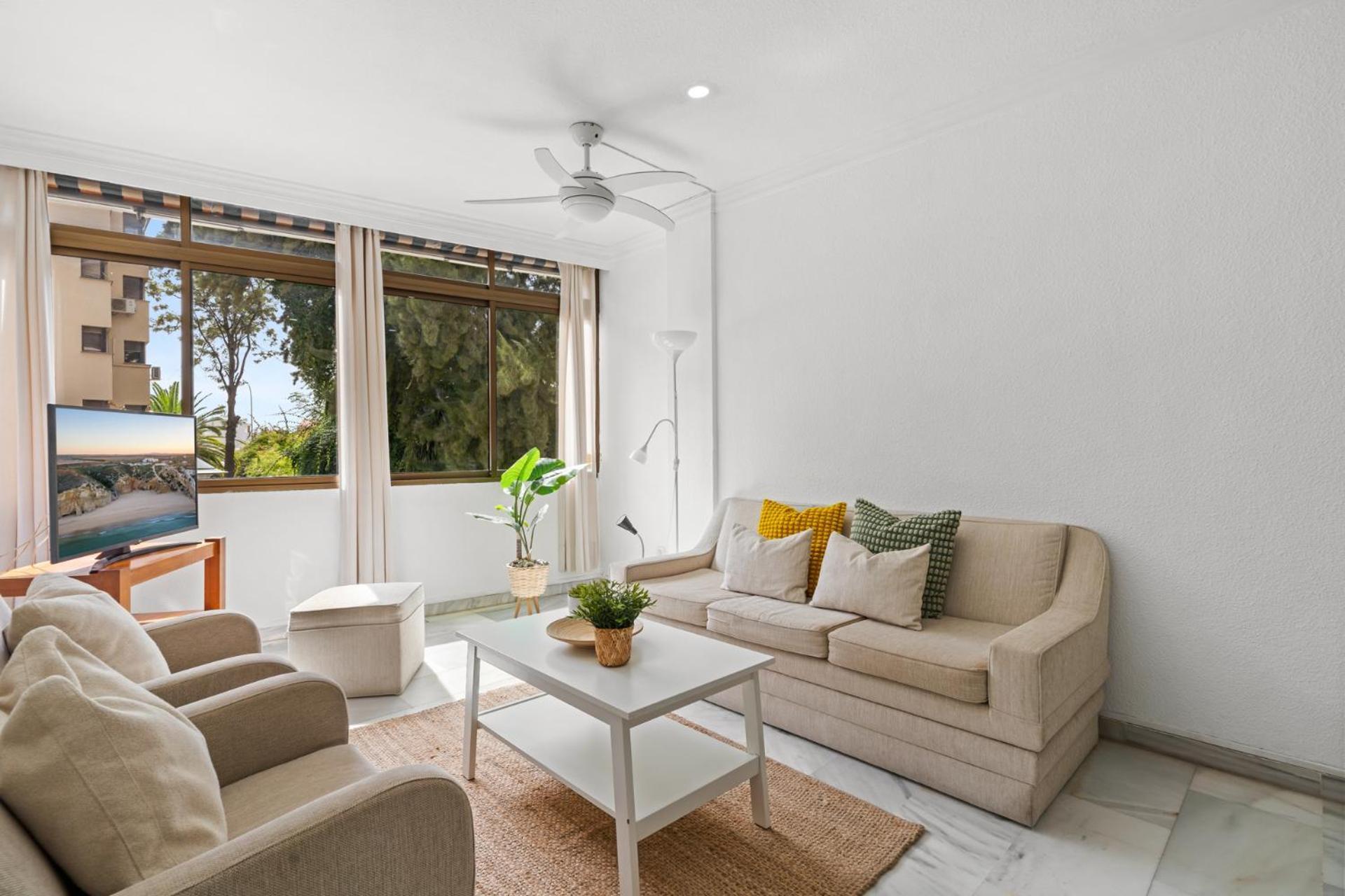 Comfy Apartment 100M From Pedregalejo Beach By Costarentals - Mal02 มาลากา ภายนอก รูปภาพ